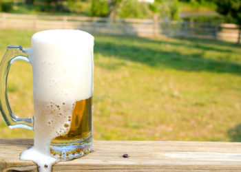 Bierflecken entfernen