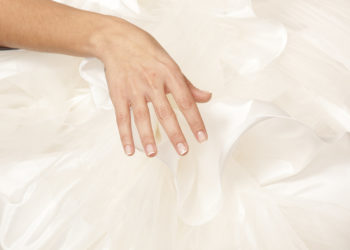 Nagellackflecken entfernen