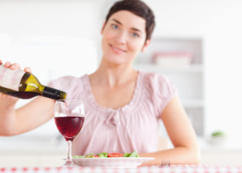 Rotweinflecken entfernen