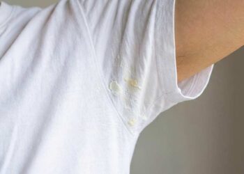 Deodorantflecken entfernen