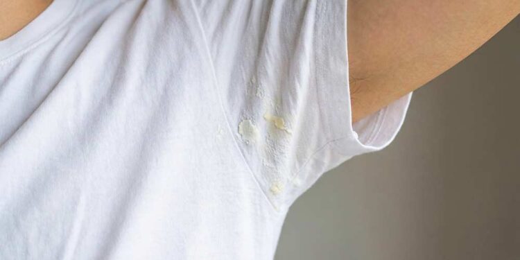 Deodorantflecken entfernen