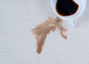 Kaffeeflecken entfernen (depositphotos.com)