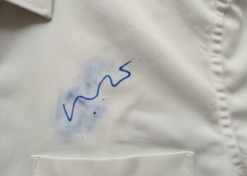 Kugelschreiberflecken entfernen