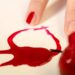 Nagellackflecken entfernen (depositphotos.com)