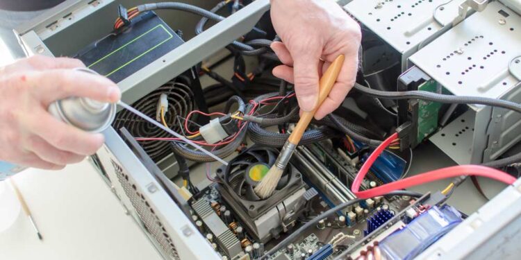 PC-Reinigung (depositphotos.com)