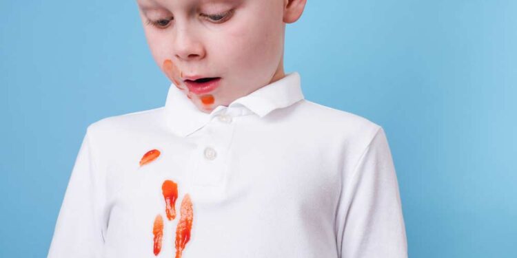 Tomatenflecken entfernen (depositphotos.com)